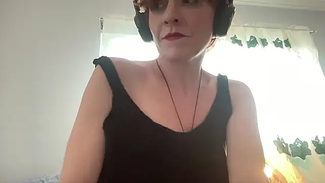 Snapshot of maythegr8ness chatting on March 2025 05:17:02 PM maythegr8ness online show from March 2025 05:17:02 PM