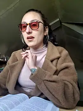 Snapshot of Afrania chatting on October 2025 04:42:01 PM Afrania online show from October 2025 04:42:01 PM