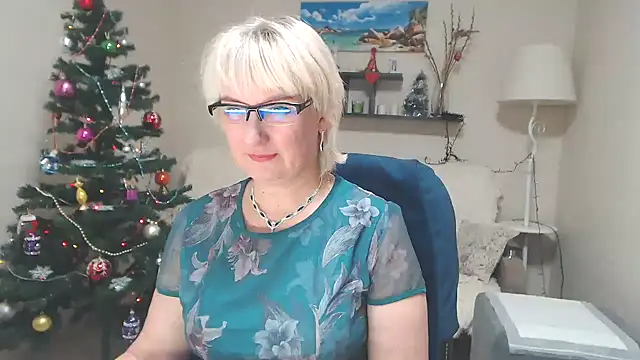 FleurMays online show from December 2024 09:21:02 AM