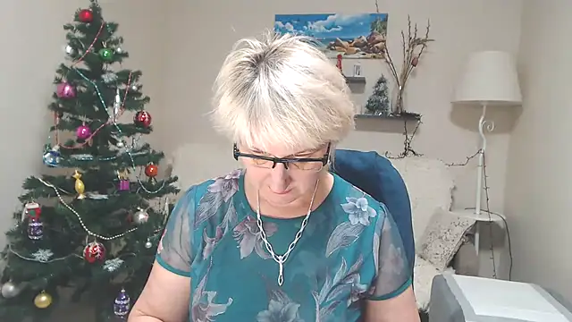 FleurMays online show from December 2024 12:38:01 PM