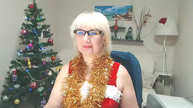 FleurMays online show from December 2024 11:43:02 AM