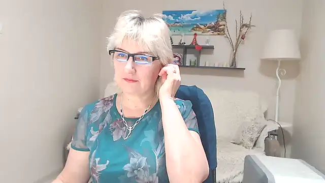 FleurMays online show from February 2025 08:17:01 AM