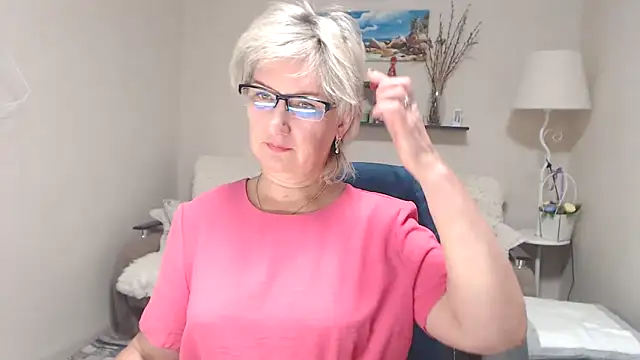 FleurMays online show from September 2025 02:04:02 AM