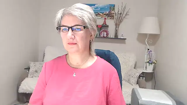 FleurMays online show from October 2025 04:15:01 AM