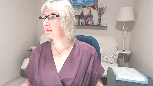 FleurMays online show from May 2026 04:21:02 AM