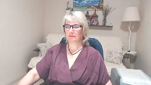 FleurMays online show from June 2026 04:50:01 AM