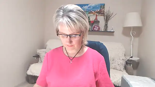 FleurMays online show from June 2026 06:04:02 AM
