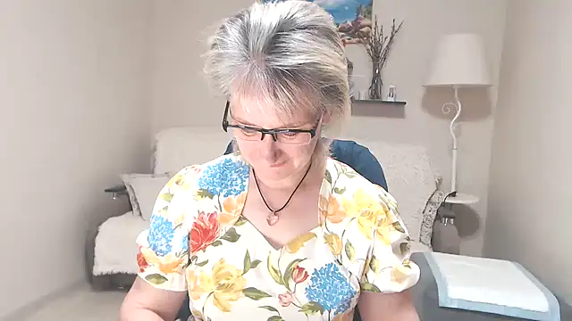 FleurMays online show from June 2026 04:26:01 AM