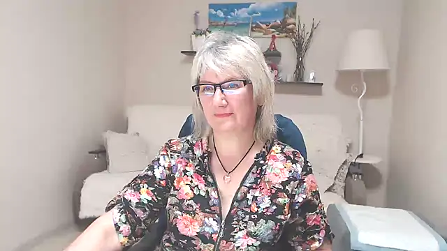 FleurMays online show from June 2026 04:34:02 AM