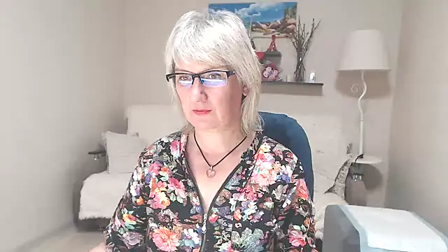FleurMays online show from June 2026 05:12:01 AM