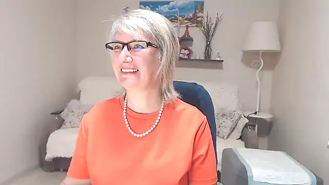 FleurMays online show from July 2026 06:06:02 AM