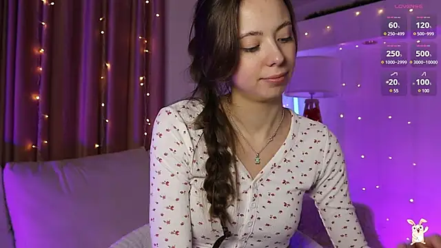 Snapshot of Goldy_Grace_ chatting on January 2025 02:53:02 PM Goldy Grace online show from January 2025 02:53:02 PM