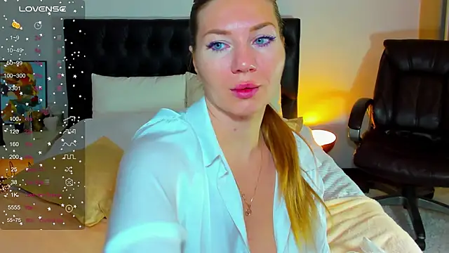 Snapshot of Goddess_Squirt_ chatting on November 2025 01:47:01 AM Goddess Squirt online show from November 2025 01:47:01 AM