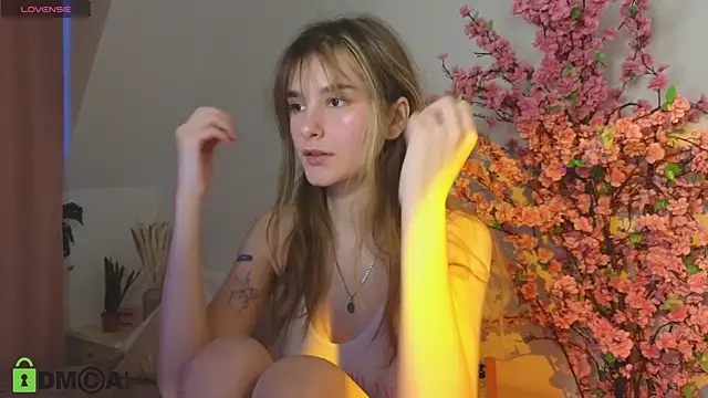 Snapshot of Era_Robinhood chatting on March 2025 04:37:01 PM Era Robinhood online show from March 2025 04:37:01 PM