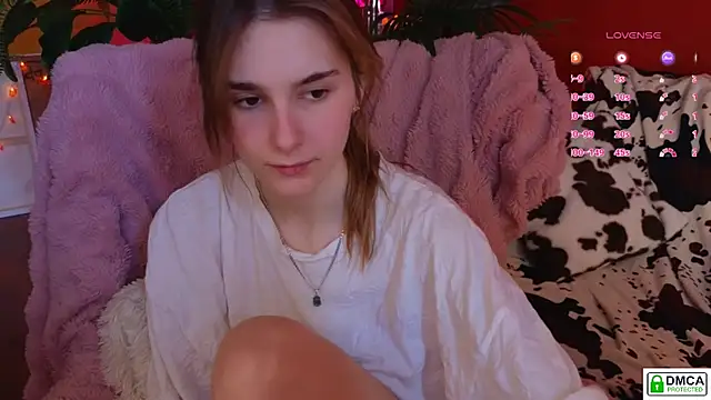 Snapshot of Era_Robinhood chatting on November 2025 08:47:02 AM Era Robinhood online show from November 2025 08:47:02 AM