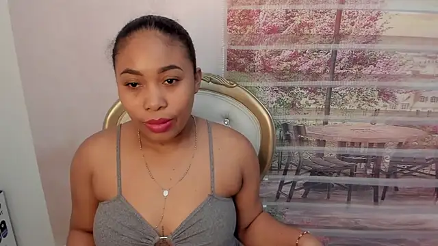 Leah Sweetie online show from February 2025 11:22:02 AM