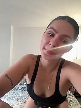 SofiaG  online show from March 2025 10:27:02 PM