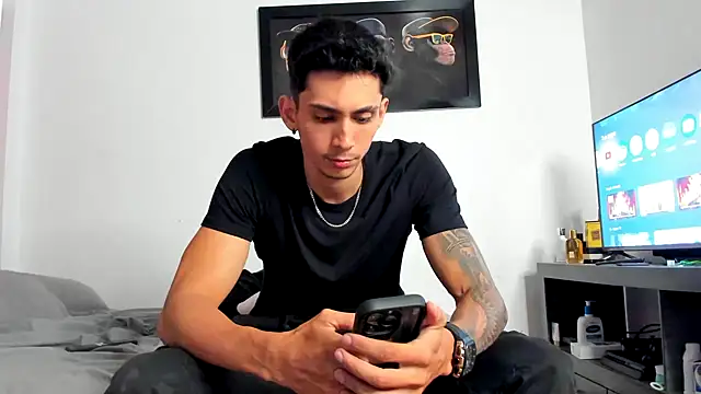 OliverBennet online show from October 2025 03:37:02 AM