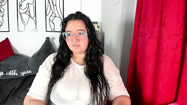 RubyPirsso18 online show from May 2026 08:39:01 PM