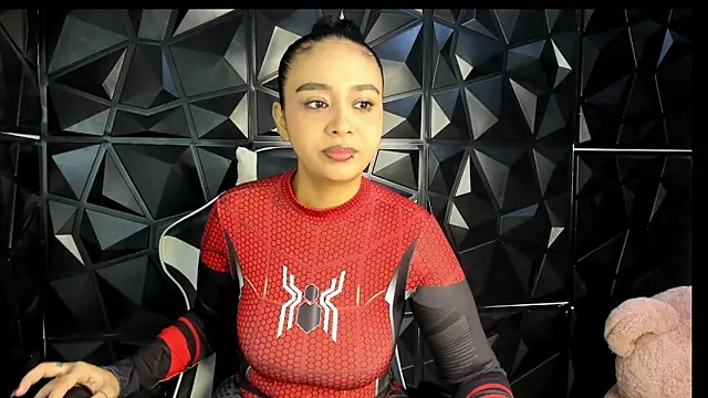 Snapshot of HelueHorny13 chatting on February 2026 04:11:02 PM HelueHorny13 online show from February 2026 04:11:02 PM