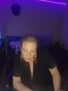 lilyhornyhousewife online show from July 2026 04:50:01 PM