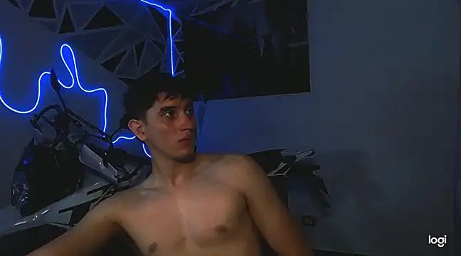 oliver Lz online show from March 2025 10:45:01 AM