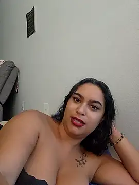 cinnaminnie online show from May 2026 03:50:02 PM