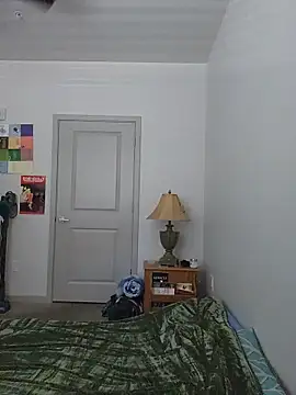 cinnaminnie online show from May 2026 06:57:01 PM