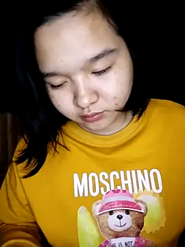 Snapshot of Thomgdee chatting on February 2025 10:33:02 AM Thomgdee online show from February 2025 10:33:02 AM