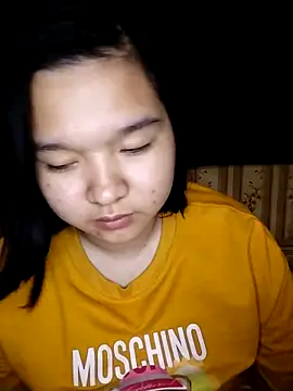 Snapshot of Thomgdee chatting on February 2025 01:38:02 PM Thomgdee online show from February 2025 01:38:02 PM