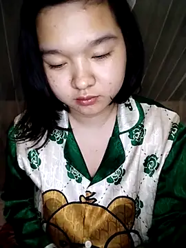 Snapshot of Thomgdee chatting on February 2025 06:20:02 PM Thomgdee online show from February 2025 06:20:02 PM