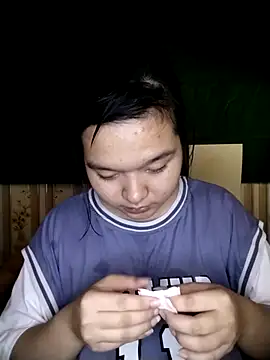 Snapshot of Thomgdee chatting on March 2025 01:31:02 PM Thomgdee online show from March 2025 01:31:02 PM