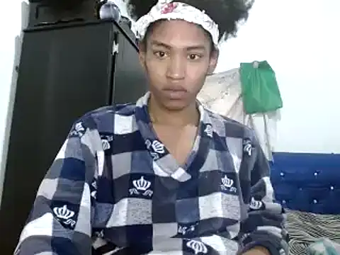 miriam775 online show from December 2024 12:49:01 PM