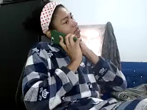 miriam775 online show from December 2024 01:42:02 PM