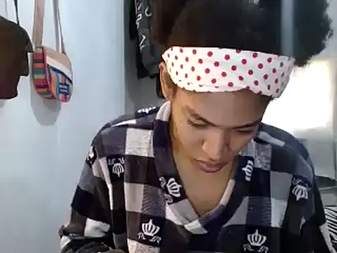 miriam775 online show from December 2024 12:24:01 PM