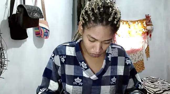 miriam775 online show from January 2025 01:05:01 PM