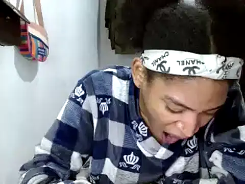 miriam775 online show from March 2025 01:23:02 PM