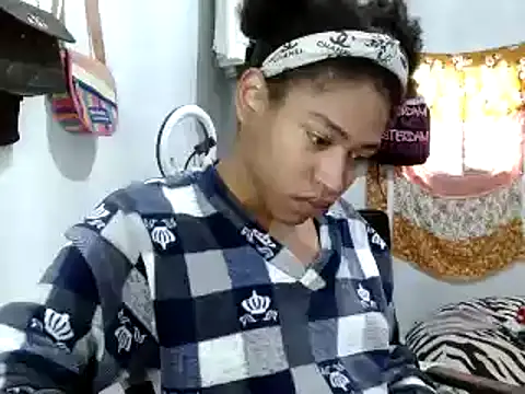 miriam775 online show from March 2025 02:21:02 PM