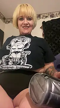 Hunniebunnie78 online show from July 2026 02:32:01 AM