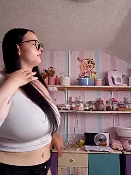 Jujuicy 97 online show from June 2026 12:51:02 PM