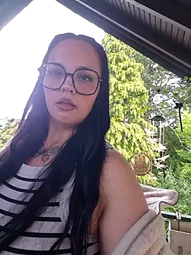 Jujuicy 97 online show from June 2026 08:09:02 AM