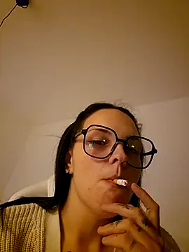 Jujuicy 97 online show from June 2026 11:03:01 PM