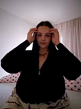Jujuicy 97 online show from July 2026 06:56:01 PM