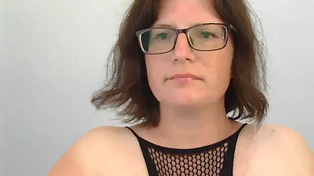 Snapshot of CrimsonMistress chatting on March 2025 05:28:01 AM CrimsonMistress online show from March 2025 05:28:01 AM