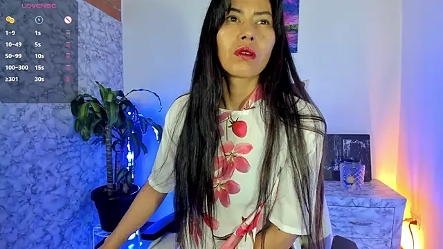 Snapshot of natashaanurak chatting on September 2025 04:29:02 PM natashaanurak online show from September 2025 04:29:02 PM