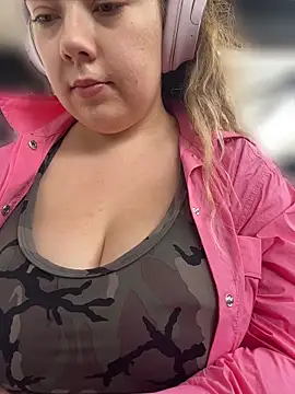 brooklynivy online show from May 2026 03:35:02 AM