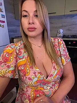 Cute Hot Alice online show from May 2026 09:21:01 PM