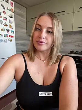 Cute Hot Alice online show from May 2026 01:19:01 PM