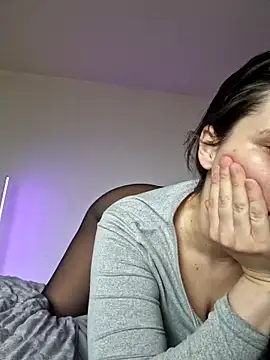 jenna-sxy19 online show from March 2025 01:45:01 PM