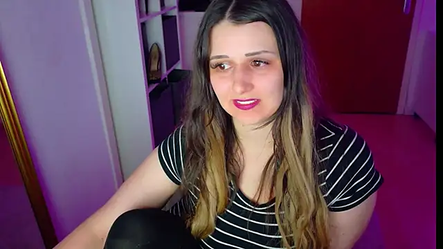 jenna-sxy19 online show from October 2025 05:30:01 PM